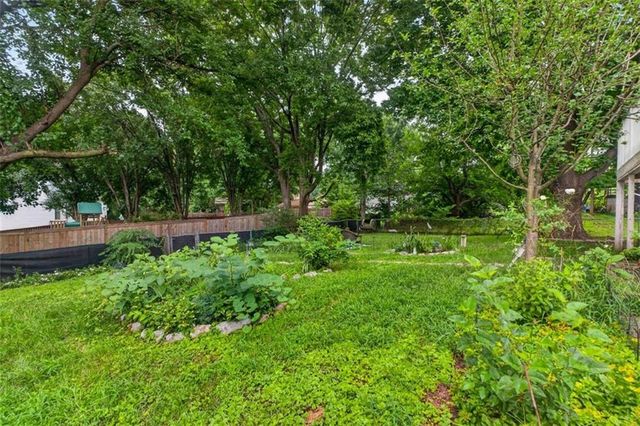 15821 W 152ND Terrace, Olathe, KS 66062