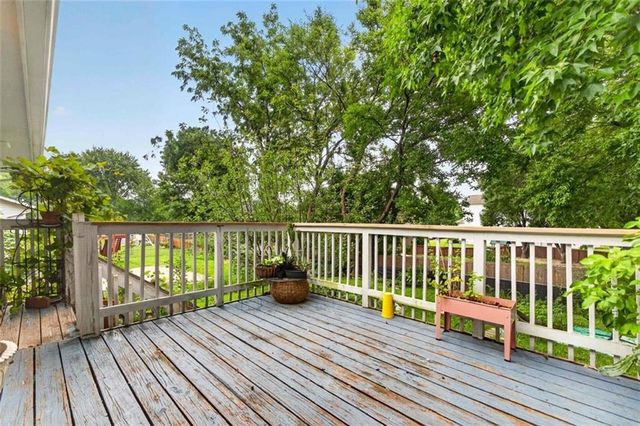 15821 W 152ND Terrace, Olathe, KS 66062