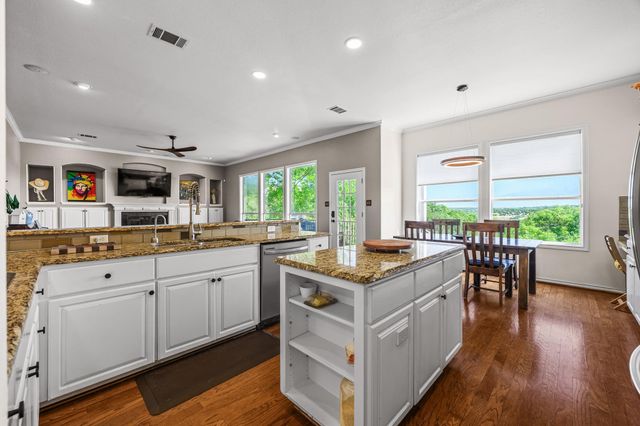 5004 VALBURN CT, Austin, TX 78731