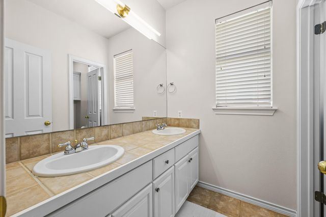5004 VALBURN CT, Austin, TX 78731