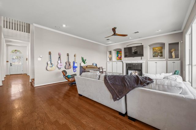 5004 VALBURN CT, Austin, TX 78731