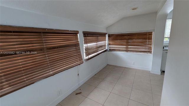 708 NE 4th St 2, Hallandale Beach, FL 33009