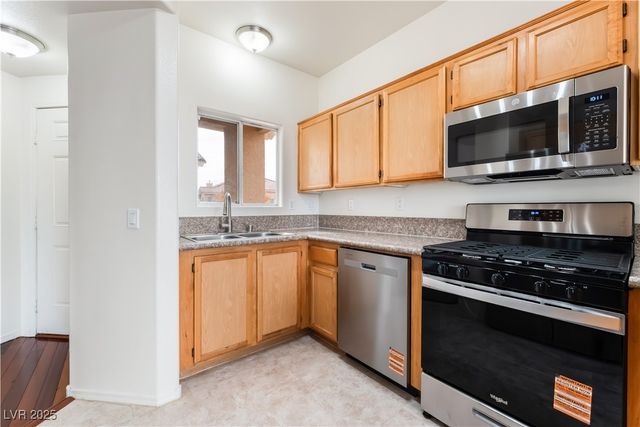 1050 East Cactus Avenue 2088, Las Vegas, NV 89183