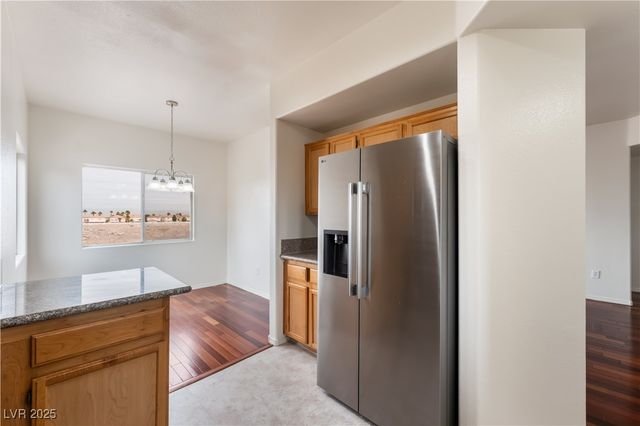 1050 East Cactus Avenue 2088, Las Vegas, NV 89183