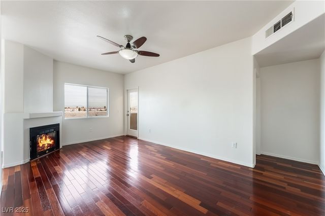 1050 East Cactus Avenue 2088, Las Vegas, NV 89183