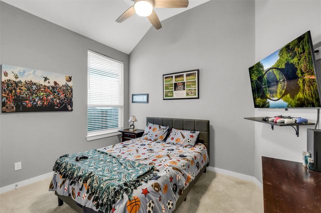 247 Sky Top Drive, Montgomery, TX 77316