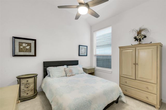 247 Sky Top Drive, Montgomery, TX 77316
