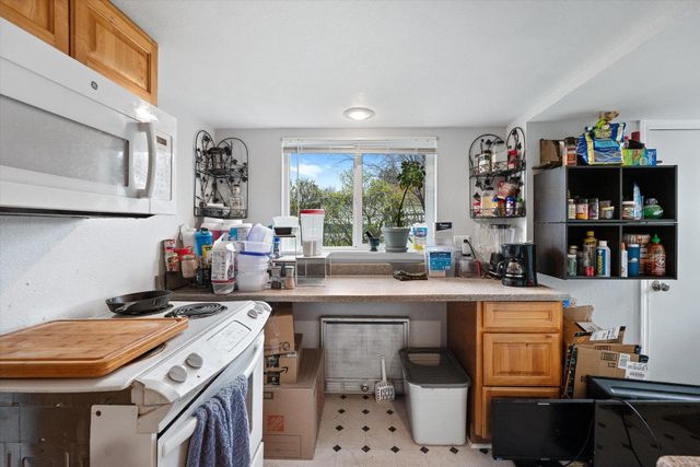 314 S Girard Rd, Spokane Valley, WA 99212