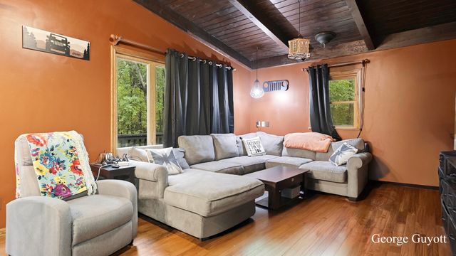 10691 W Dickerson Lake Road W, Montcalm Twp, MI 49326