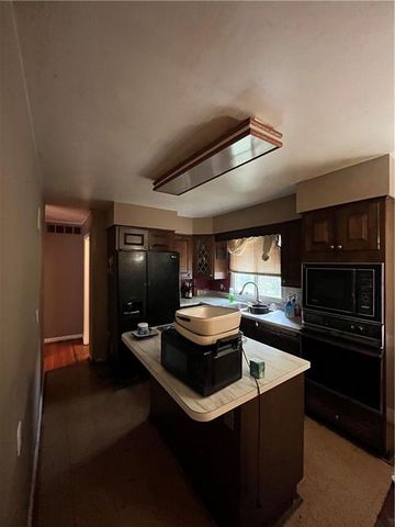 8003 E 91st Terrace, Kansas City, MO 64138