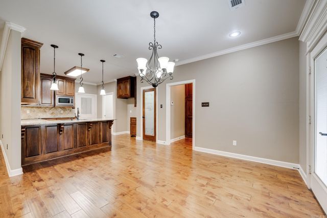 2366 Lakewood Circle, Cabot, AR 72023