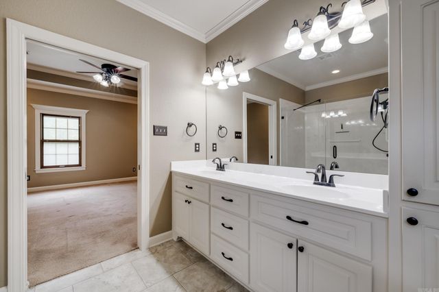 2366 Lakewood Circle, Cabot, AR 72023