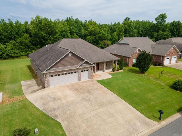 2366 Lakewood Circle, Cabot, AR 72023
