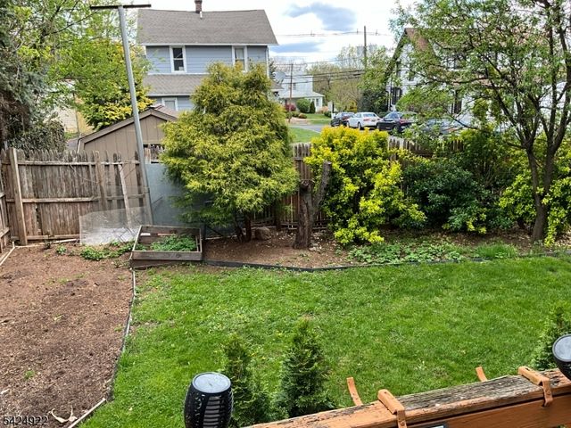 910 Orchard Ter, Linden City, NJ 07036