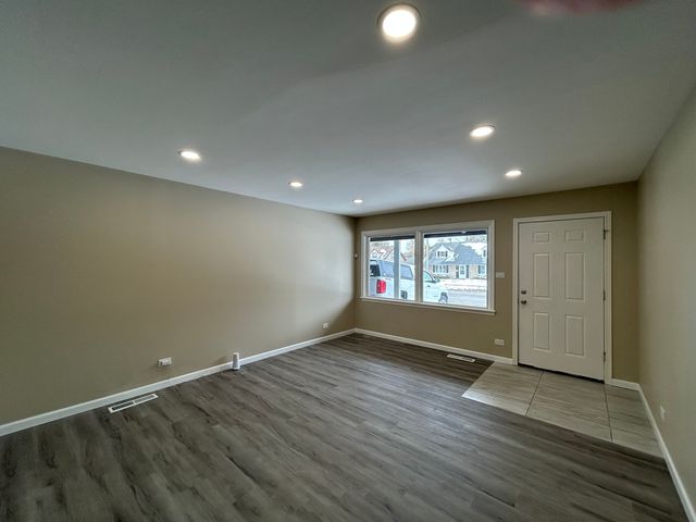 176 Craig Drive, Chicago Heights, IL 60411