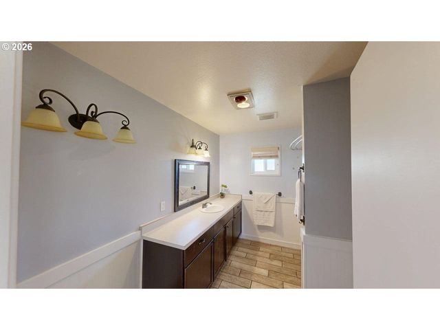1214 RANSOM Ave, Brookings, OR 97415