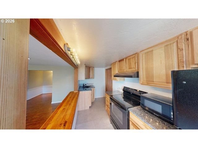 1214 RANSOM Ave, Brookings, OR 97415