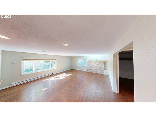 1214 RANSOM Ave, Brookings, OR 97415