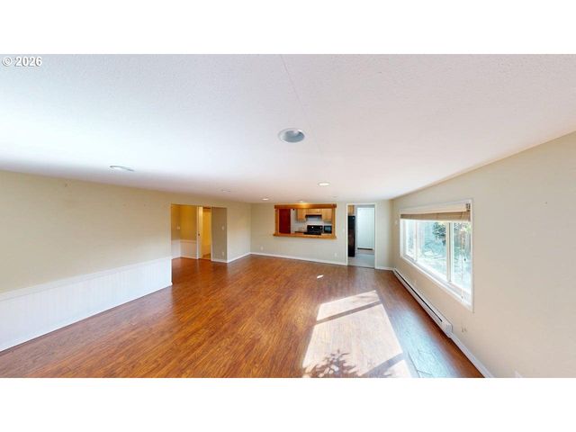 1214 RANSOM Ave, Brookings, OR 97415