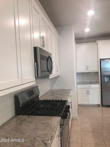 9742 E Red Giant Drive, Mesa, AZ 85212