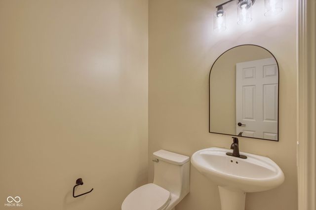 5649 Castor Way, Noblesville, IN 46062