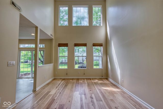 5649 Castor Way, Noblesville, IN 46062