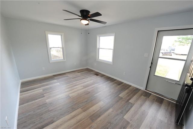 12 Harvard RD, Portsmouth, VA 23701