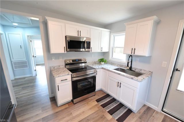 12 Harvard RD, Portsmouth, VA 23701