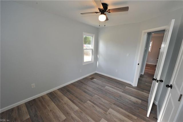 12 Harvard RD, Portsmouth, VA 23701