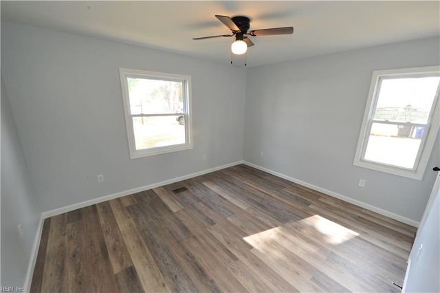 12 Harvard RD, Portsmouth, VA 23701