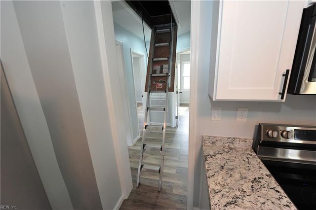 12 Harvard RD, Portsmouth, VA 23701