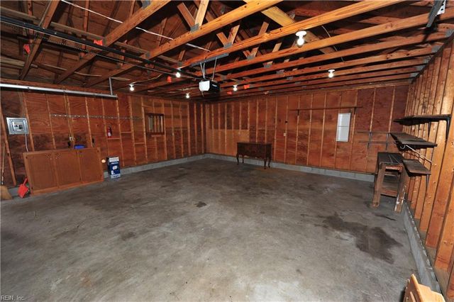 12 Harvard RD, Portsmouth, VA 23701