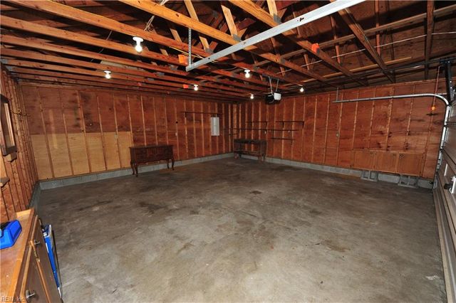 12 Harvard RD, Portsmouth, VA 23701