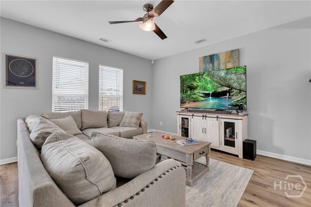 196 Chapel Lake S, Savannah, GA 31419