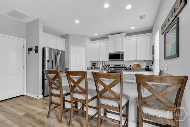 196 Chapel Lake S, Savannah, GA 31419