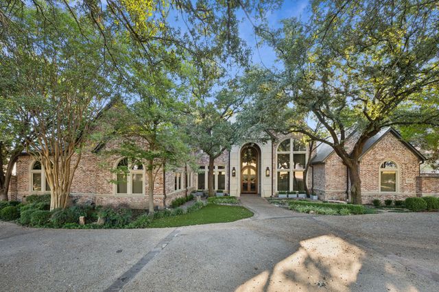 14516 Winnwood Road, Addison, TX 75254