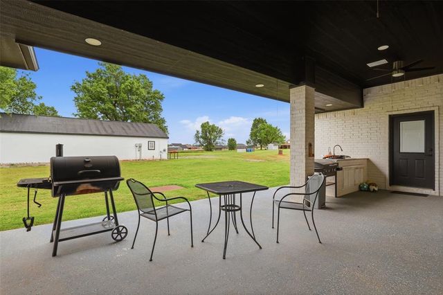 12220 S Pennsylvania Avenue, Edmond, OK 73025