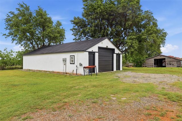 12220 S Pennsylvania Avenue, Edmond, OK 73025