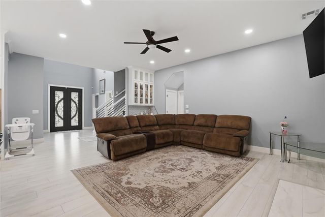 12220 S Pennsylvania Avenue, Edmond, OK 73025
