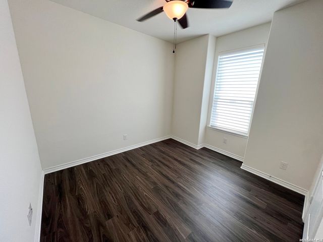 2118 Themis Way, San Antonio, TX 78245