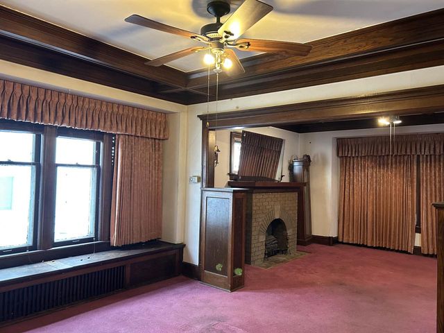 2206 W Keefe AVENUE, Milwaukee, WI 53206