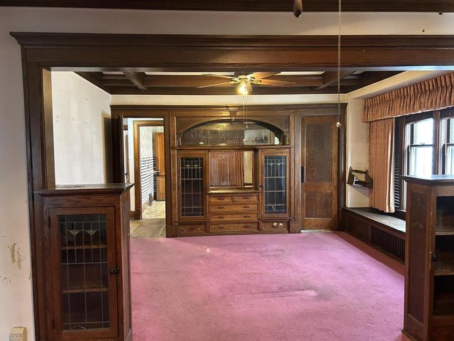 2206 W Keefe AVENUE, Milwaukee, WI 53206