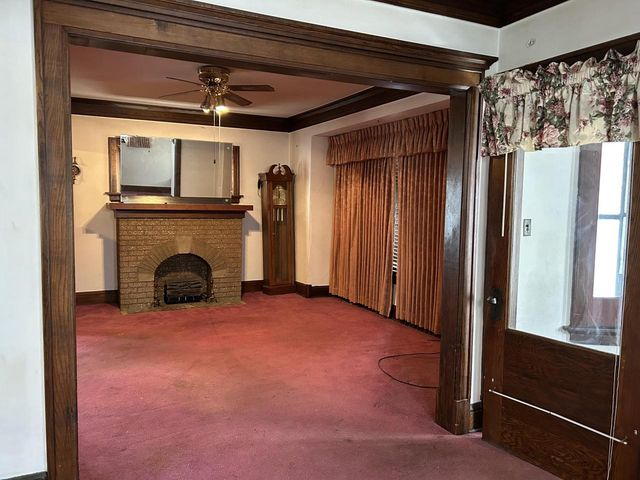 2206 W Keefe AVENUE, Milwaukee, WI 53206