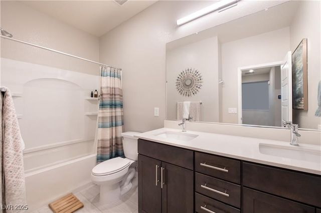 913 Riverlawn Place, Las Vegas, NV 89138