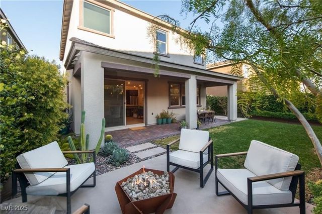 913 Riverlawn Place, Las Vegas, NV 89138