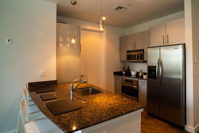 335 SE 6th Avenue 404, Delray Beach, FL 33483