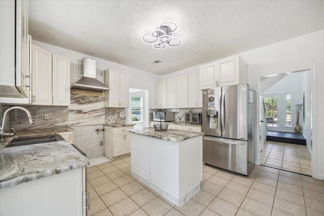 2503 Hodges Bend Circle, Sugar Land, TX 77479