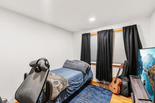 143 Plymouth St, Pembroke, MA 02359