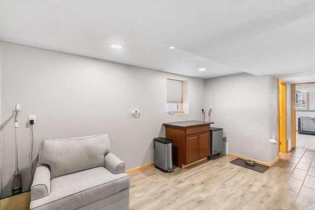 143 Plymouth St, Pembroke, MA 02359