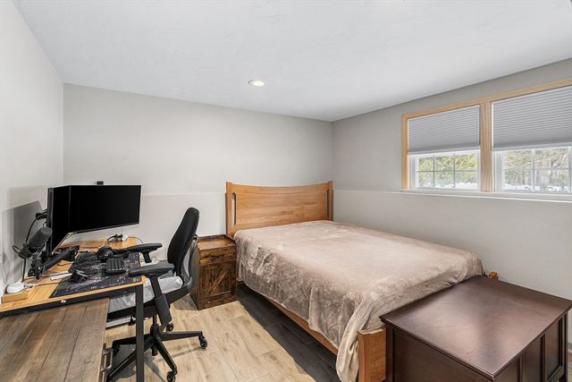 143 Plymouth St, Pembroke, MA 02359